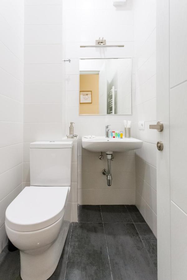 New!-Downtown Apartment Ll تبليسي المظهر الخارجي الصورة